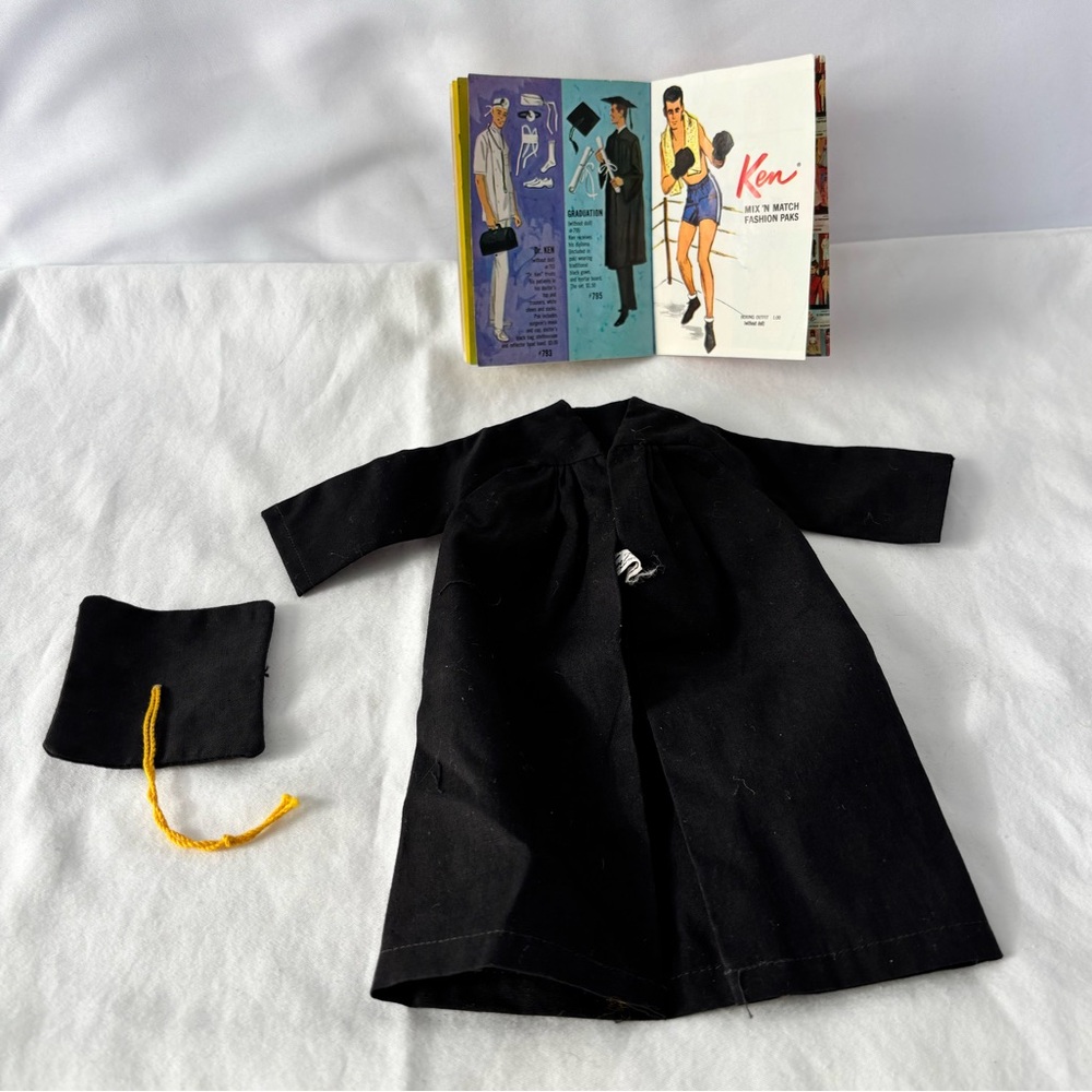 Vintage Ken #795 Graduation Gown & Cap – Missing Diploma & Mortar Board